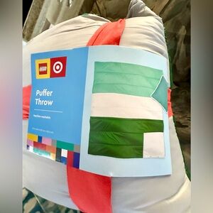 ‼️RARE‼️🎸Target x Lego Collection🎸🔥NWT🔥Color Block Puffer Throw Blanket